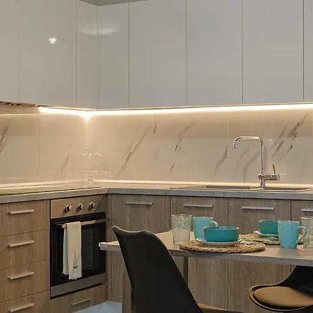 Zeta-garden Oasis & Private Parking By Optimum Link Appartement