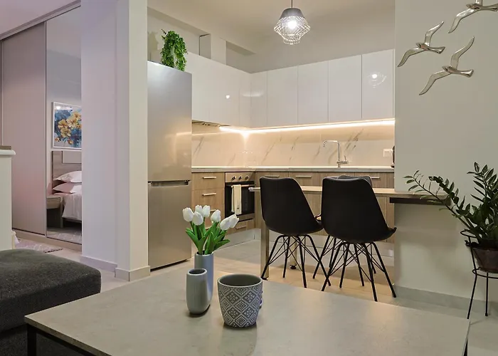 Zeta-garden Oasis & Private Parking By Optimum Link Appartamento